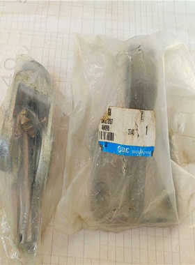 SMC全新原装正品连接件 MB-B08 加Y头 CD-M08一套 现货实拍 议价~