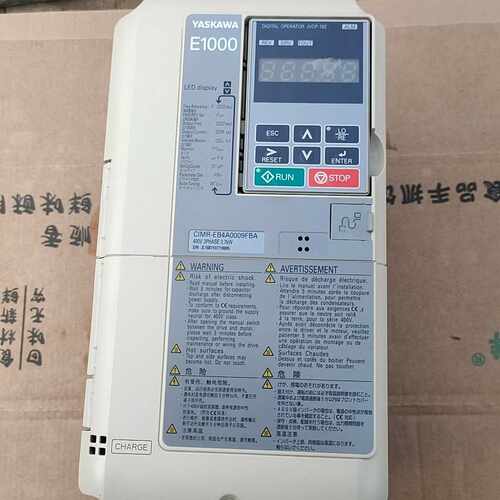 【汇生】安川变频器E1000    3.7千瓦。拆机成色漂亮。【议价】