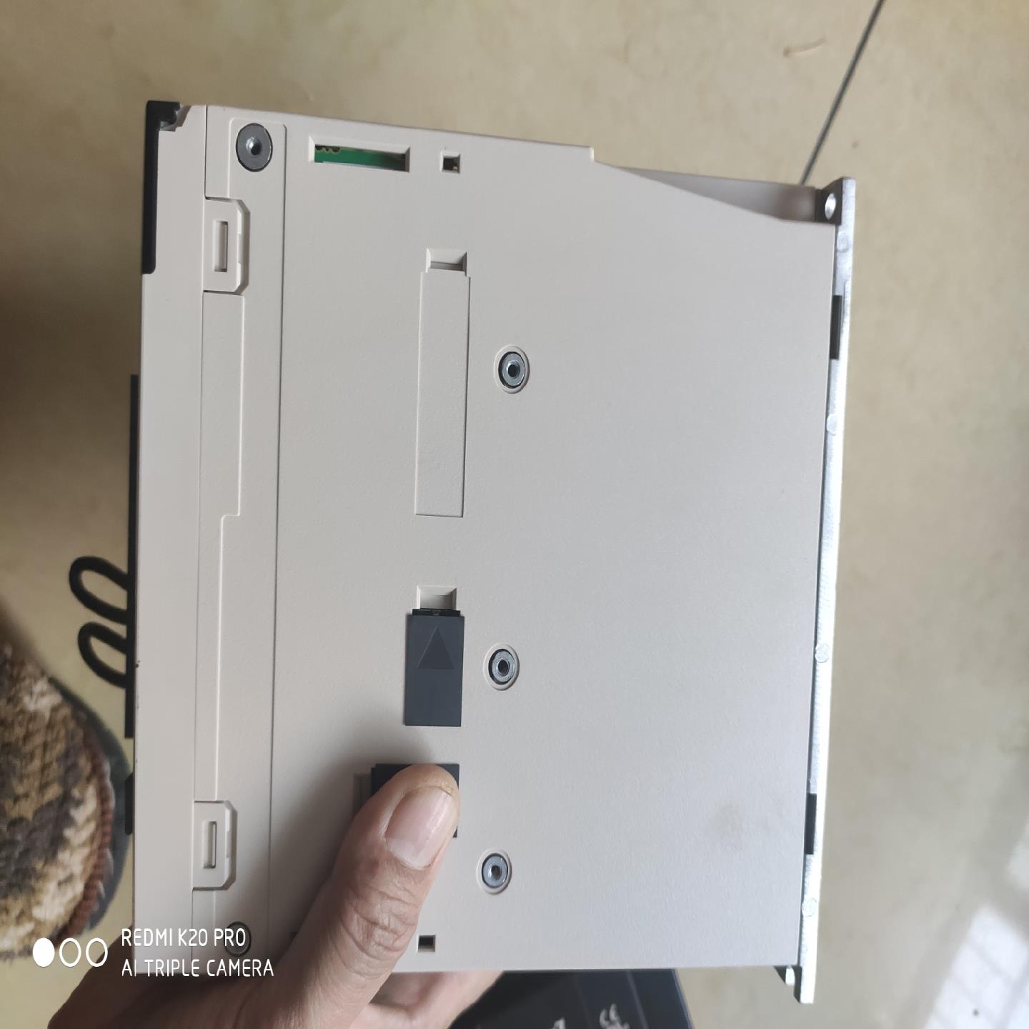 安川伺服7系750W。SGD7S-5R5A00B，SGM7J(崽崽配件）