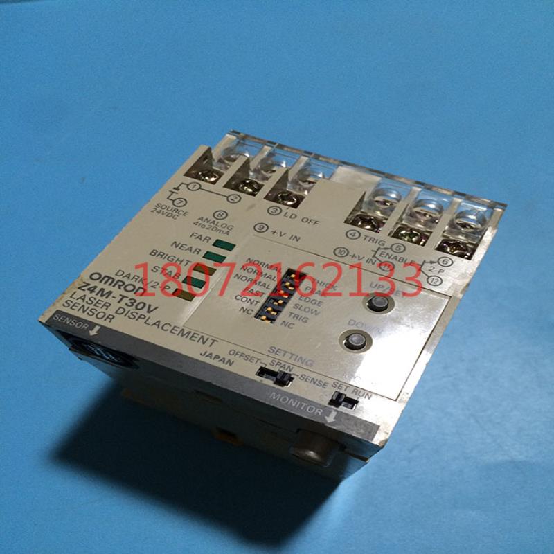 Z4M-T30V2  Z4M-N30V正反射式CCD位移传感器Z4M-T30V Z4M-30V-01