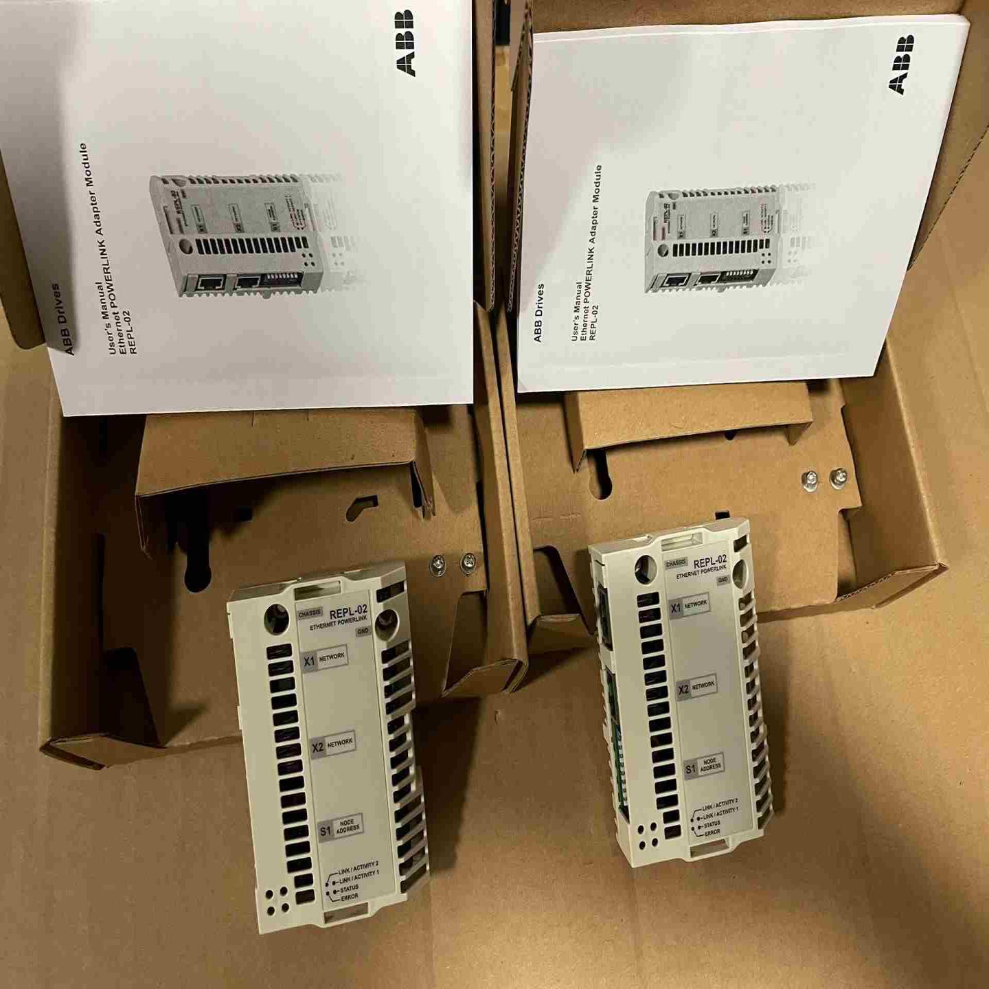 REPL-02 ABB变频器通讯适配器 库存货实图拍摄还议价