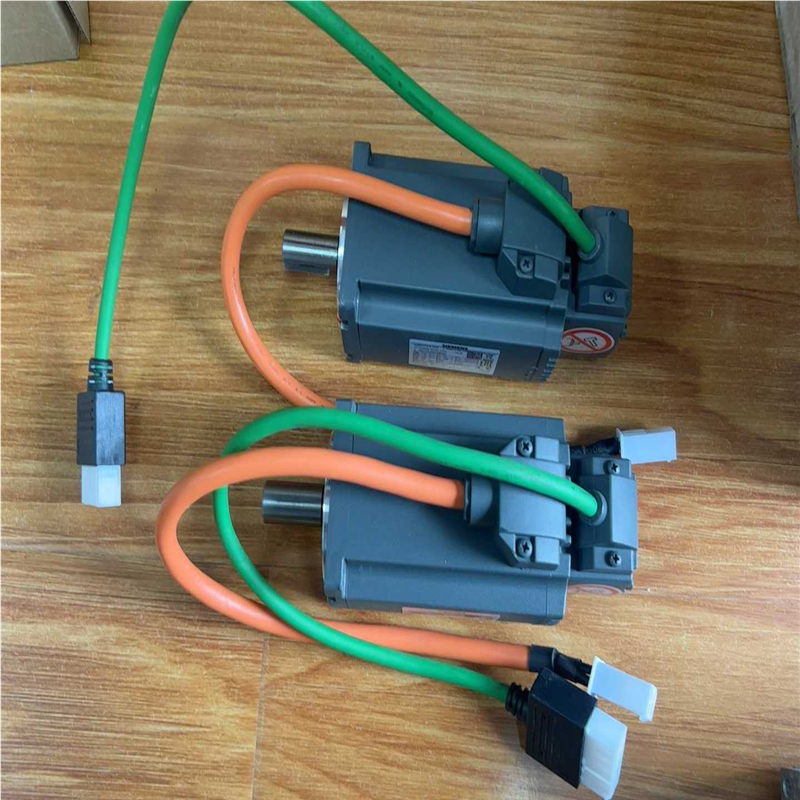 【顺庆】1FL6034-2AF21-1AA1 全新裸机两台【议价】