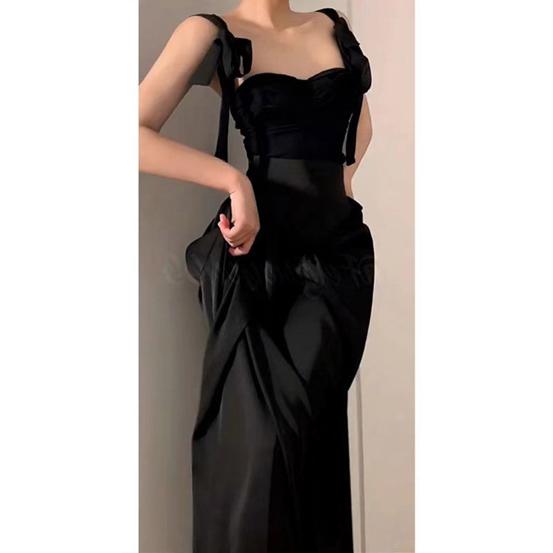 法式赫本礼服高端轻奢小众别致独特小香风黑色吊带连衣裙套装长裙