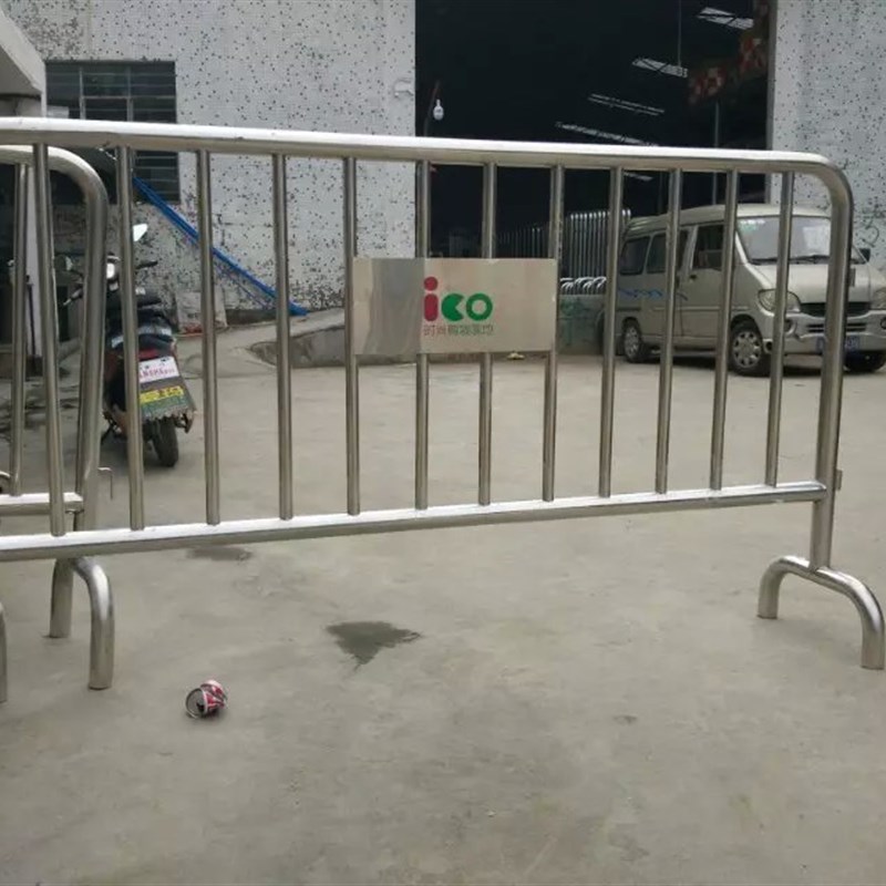 。施工护栏不锈钢护栏围栏活动护栏隔离栏路栏地铁不锈钢护栏2管