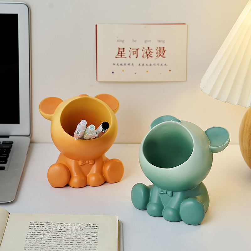 简约可爱学生桌面笔筒收纳盒创意斜插式大容量笔桶办公桌装饰摆件