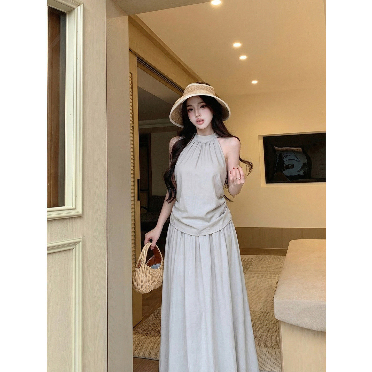 极简清冷感套装气质无袖背心上衣女夏季穿搭半身裙高腰裙子两件套