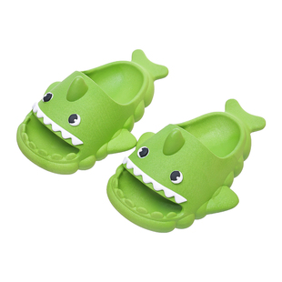 男宝拖鞋鲨鱼软底宝宝超软夏天幼童夏季儿童家居室内防臭防滑女宝