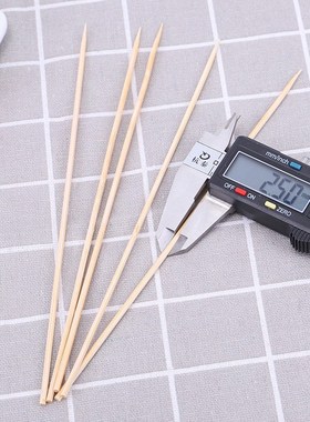 Snack bamboo stick 2.5mm * 20cm 200 pieces of spicy hot stri