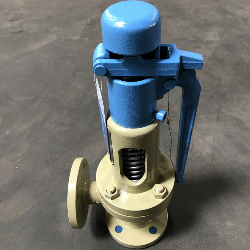 A47H-16C弹簧微启式蒸汽锅炉法兰安全阀DN15 20 25 32-300