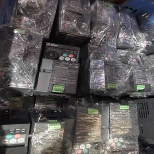 E720 0.1K A7NC 议 带FR 三菱变频器