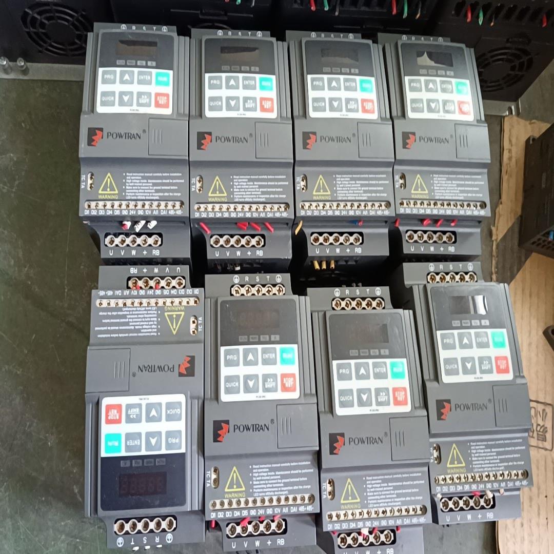 议~普传PI150-2R2G3Z变频器功能正常成色如图联系