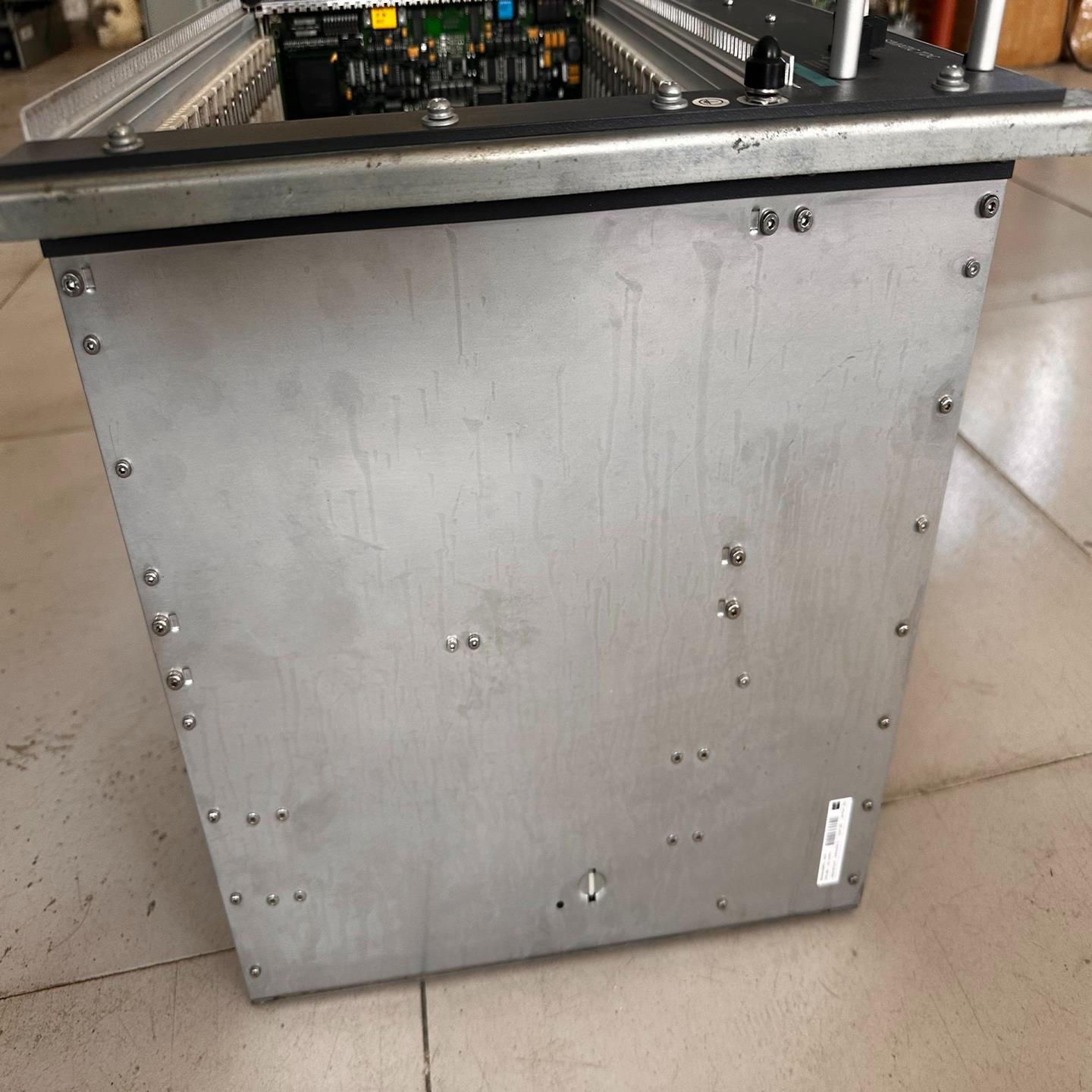 议~6DD成色新CPU551 板子的上盖有变形