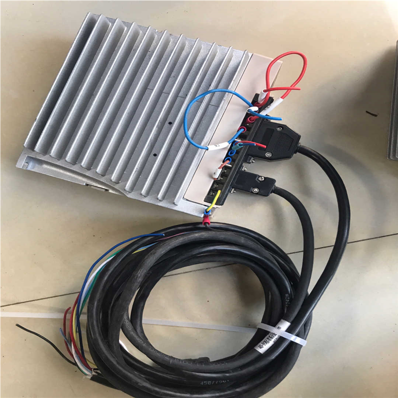 议价拆机伺服电机套装750W，驱动LCDB5-08B205-LB