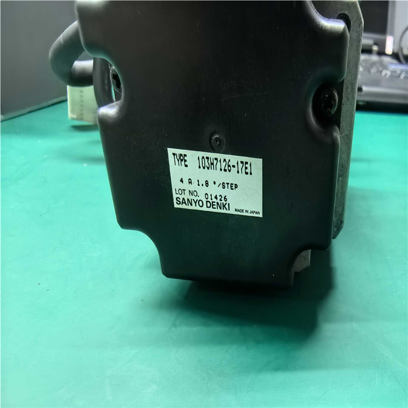 (背呗机械)103H7126-17E1 TEL p12马达 议价