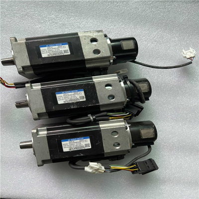 川崎伺服电机 R2AA06040FCLGJ 50601-01【议价】