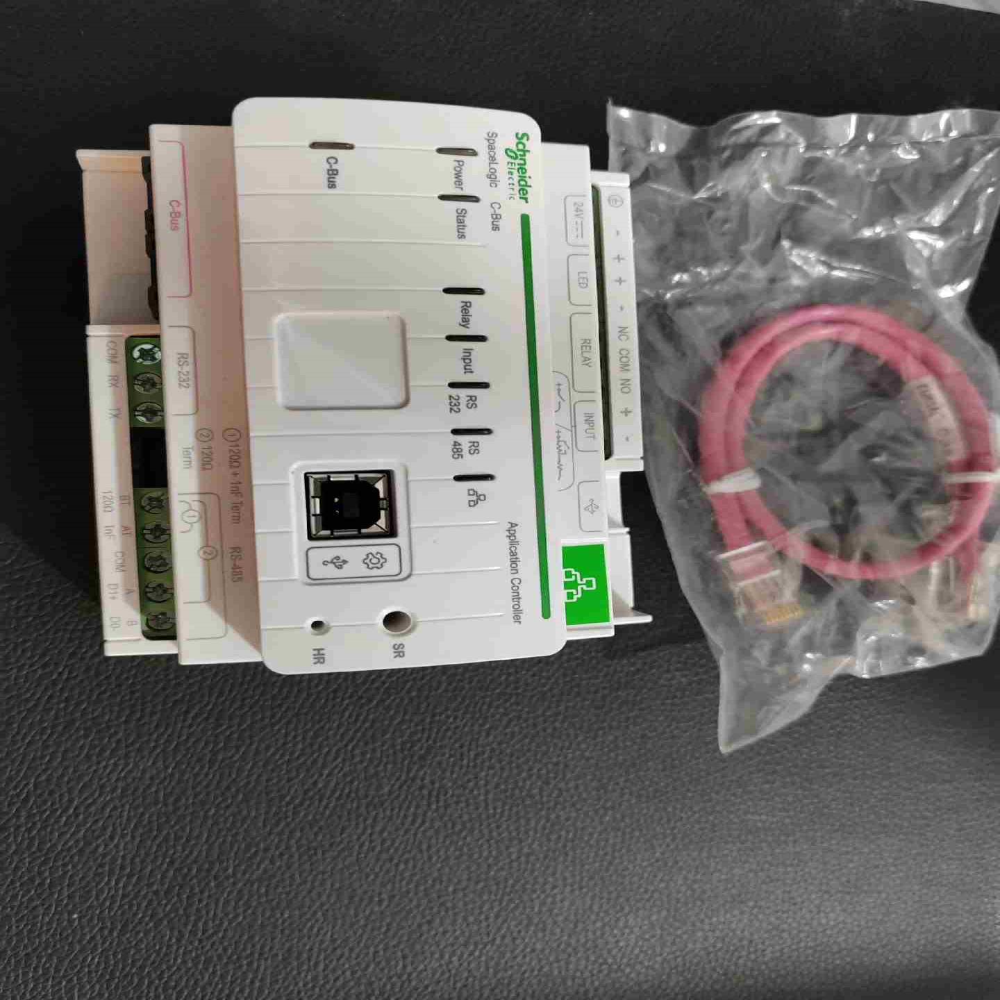 施耐德5500AC2无外包装成色可以充新议价