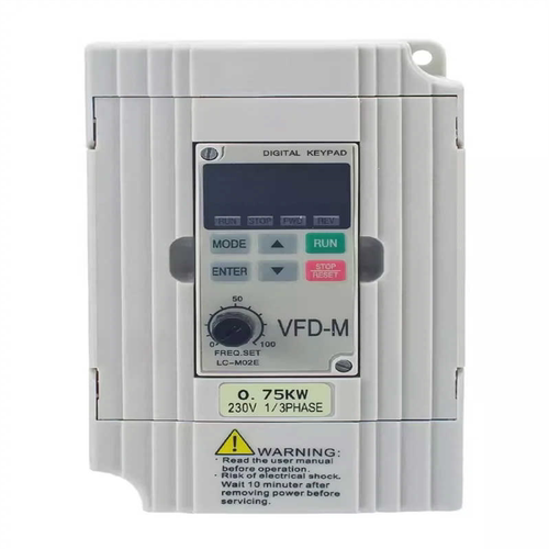 变频器VFD015M21A/07543B单220V三相380V0.4/1.5/2.2/3.7kw调速