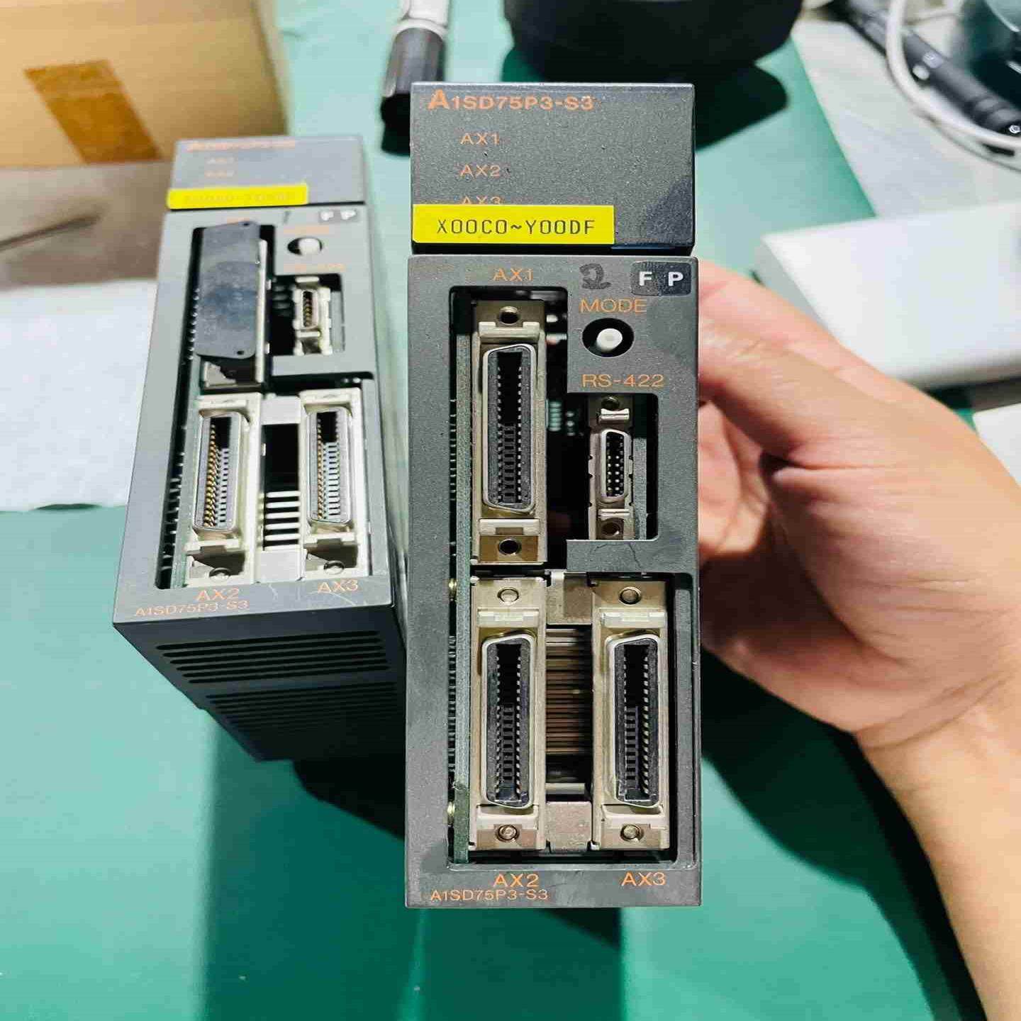 三菱PLC定位模块A1SD75P3-S3 款成色八五议价