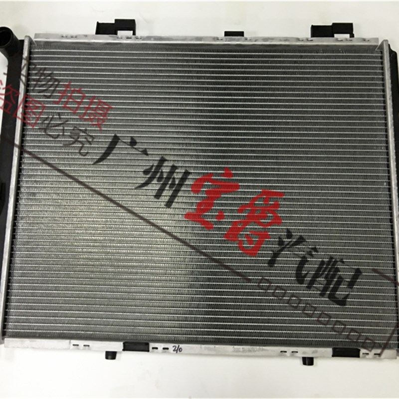 适用于奔驰E级W210发动机E200空调E220冷却E240水箱E260E280E300