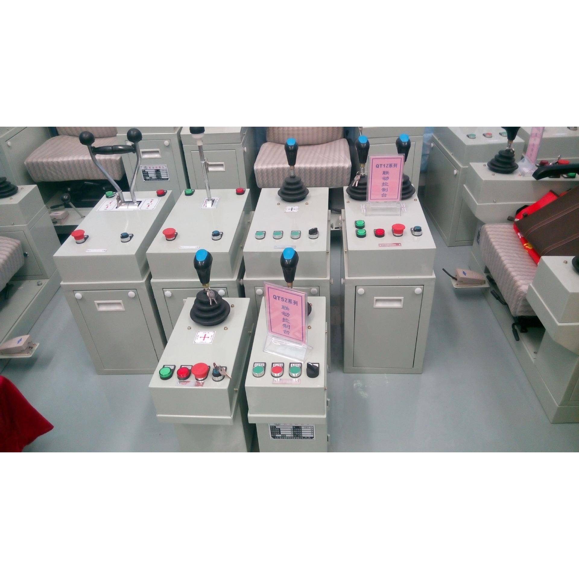 河南卫华双梁起重机操作控制台20/5T双吊钩联动台