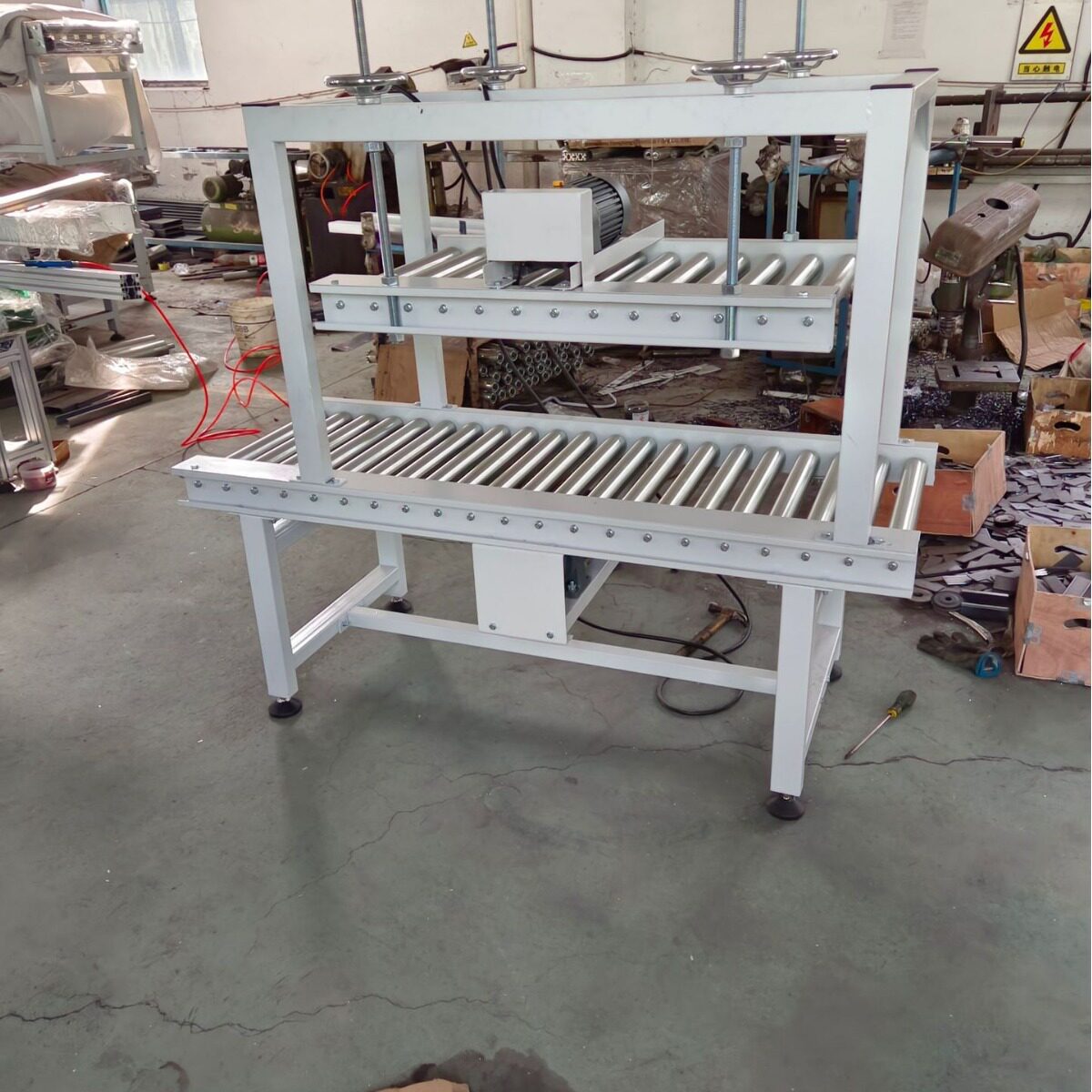 10-25升广口机油桶封盖压盖滚筒输送机塑料桶压盖输送机