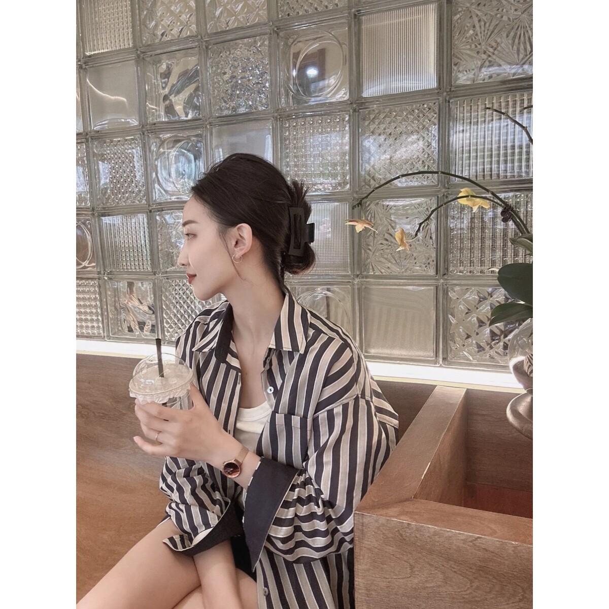 韩国2025春夏新款别致独特条纹衬衫女中长款慵懒风防晒衬衣外套女