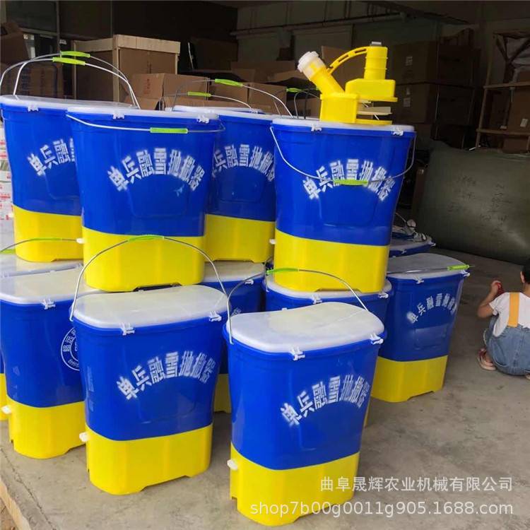 后背式电动施肥器撒肥机 多功能农用化肥播种机 25L大容量追肥器