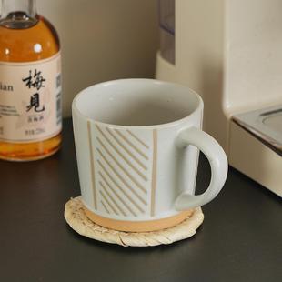厂家玉米皮蒲草餐垫家用加厚餐桌隔热垫简约手工编织防滑杯垫