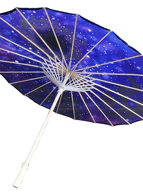 女子配汉服的伞油纸伞古装紫色北极星汉服防雨飘带古风流苏伞