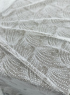 迷dii首发价。3米。白色精美超软垂坠弹力L蕾丝背景布。可贴身打