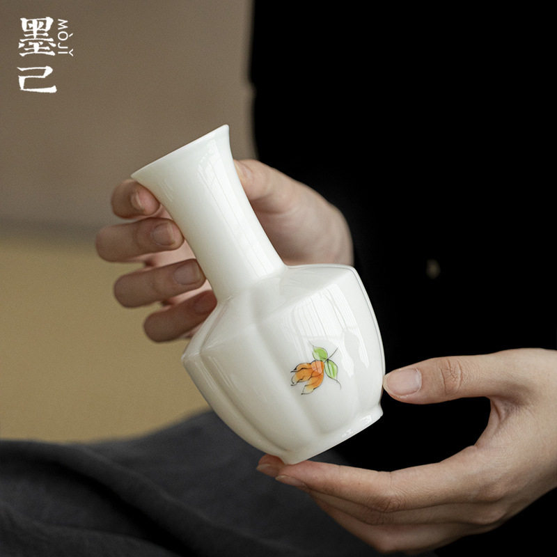 唐宋玉泥白瓷手绘花艺瓶茶道配件茶室摆件陶瓷花瓶家用插花小瓶子