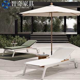 户外民宿酒店沙滩椅泳池躺床花园躺椅阳台庭院休闲日光浴躺床家具