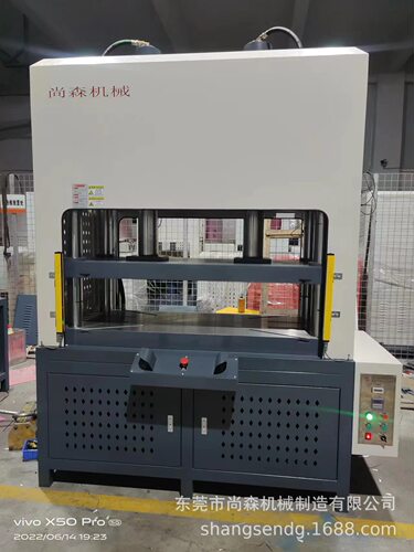 绝缘片 易折叠阻燃PC热压贴机动力电池模组保护盖CCS模组热压贴合