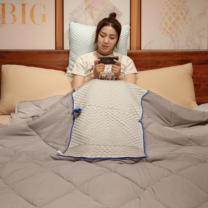 抱枕被子两用汽车靠枕车用靠垫车载折叠枕头毯子二合一冰丝面料