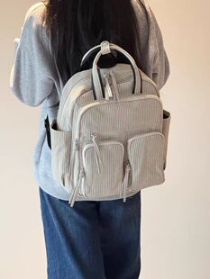 韩国多口袋夹层小众双肩包软皮休闲大容量双肩包百搭英伦双肩背包