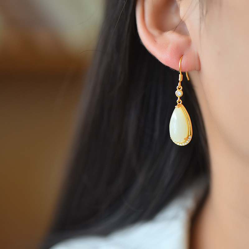 s925银镶和田玉水滴精美耳坠