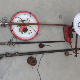 老式秤砣民俗老物件供销社老台秤托盘秤收藏摆件影视道具怀旧货物