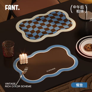 午后柏林中古风餐垫防水防油防烫隔热轻奢高级感碗盘垫桌面保护垫