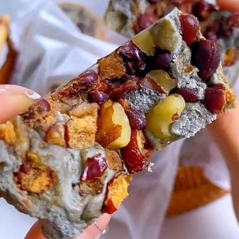 全麦五黑桑葚紫米果仁车轮饼干面包饱腹代餐零食早餐黄芪黄芪黄芪
