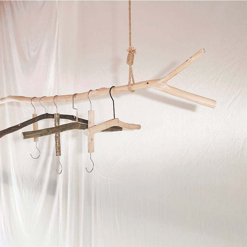 服装店原木去皮乾树枝挂衣杆橱窗装饰木棍窗帘牀幔挂毯杆手工diy
