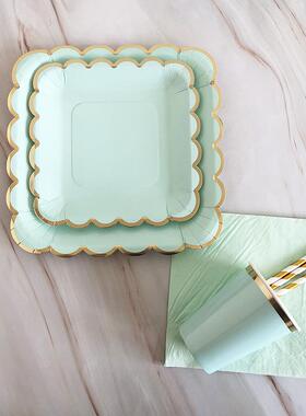 绿色派对餐具套装一次性生日蛋糕盘子儿童蛋糕盘刀叉勺野餐烧烤盘