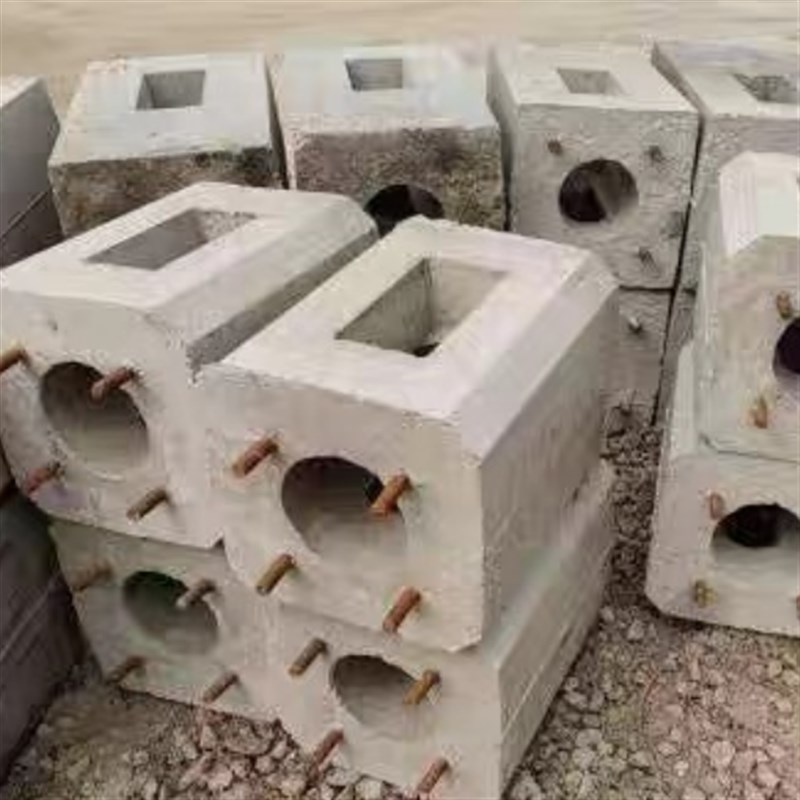 监控杆路灯水泥基础预埋件预制混凝土F定制现货成品水泥基础水泥