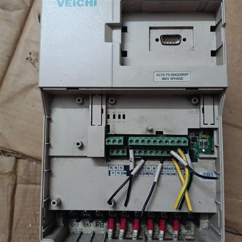 伟创电气AC70-T3-004G/5R5P 成色如图 缺盖板,电子元器件市场,其它元器件,淘宝优惠券,粉丝福利购,淘宝优惠卷