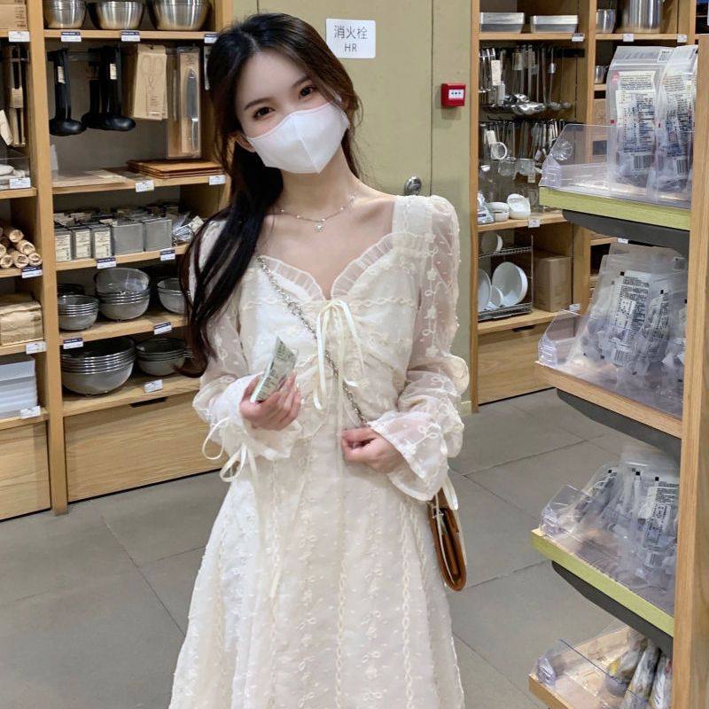 2024春秋新款温柔风法式v领浪漫收腰显瘦刺绣蕾丝雪纺仙女连衣裙,模玩/动漫/周边/娃圈三坑/桌游,lolita洛丽塔连衣裙,淘宝优惠券,粉丝福利购,淘宝优惠卷