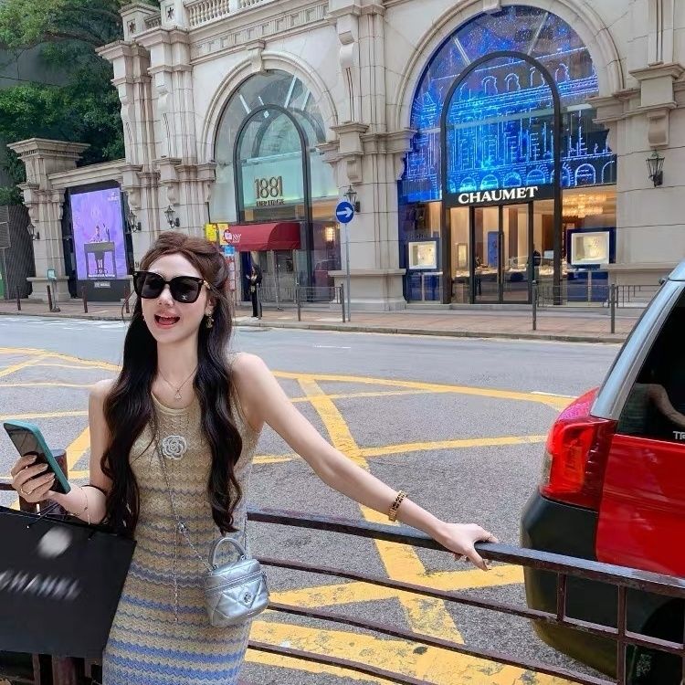 鱼兔子的兔子 山茶花无袖背心连衣裙女夏季新款针织裙子气质长裙