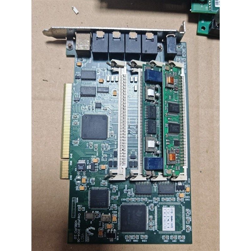 三汇语音卡V08/120-PCI.型号V08B/PCI1.带