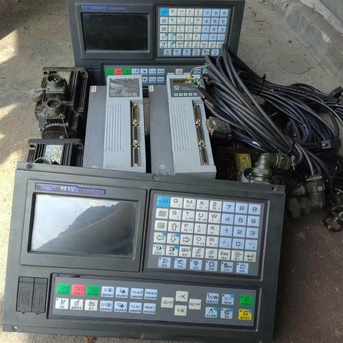 广数928TA2数控系统两套