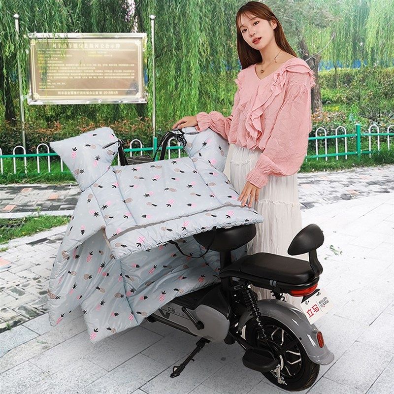 冬季新款踏板电动车防风罩加厚防水防寒保暖侧加宽小电瓶车挡风被