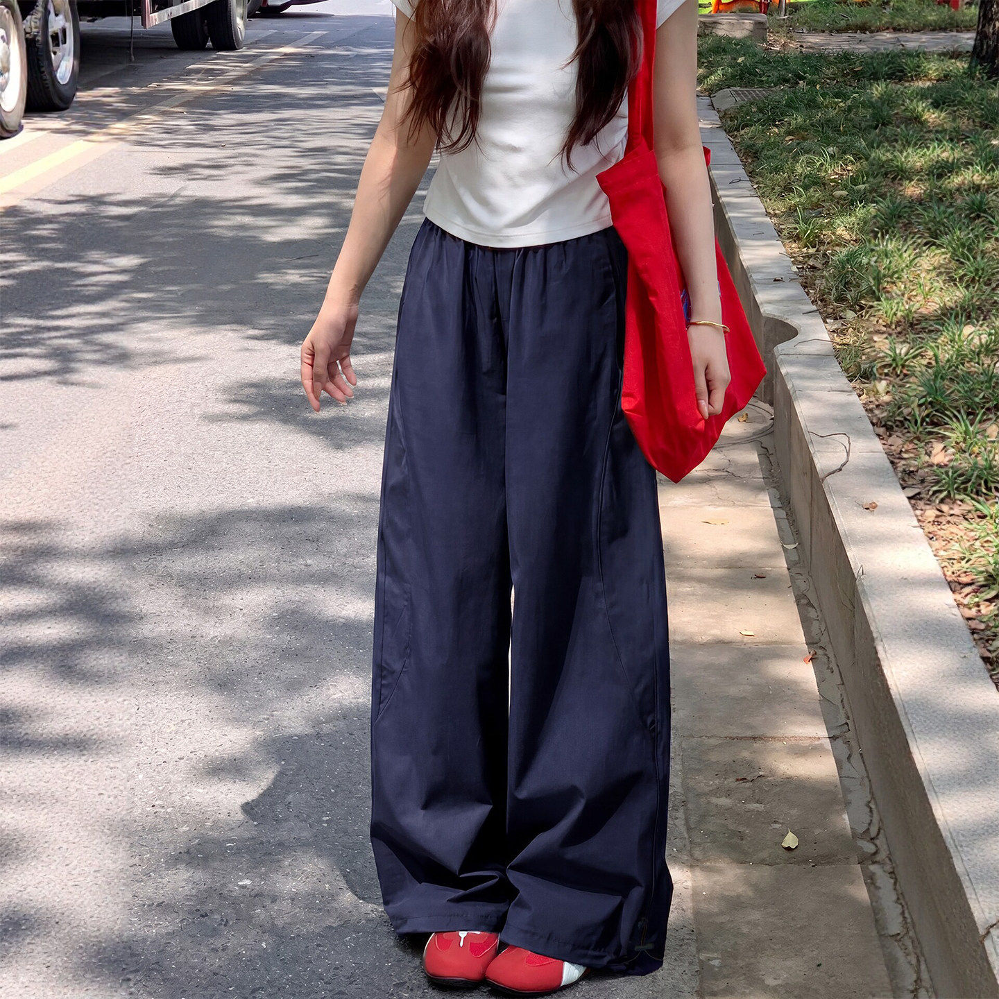 藏青色速干工装裤女夏季薄款今年流行梧桐裤小个子阔腿冰丝运动裤