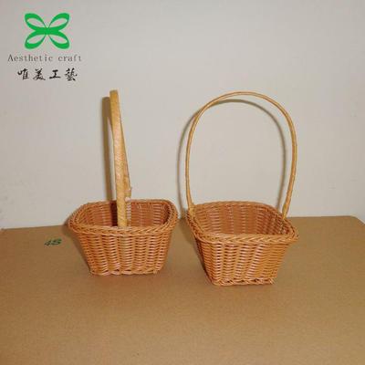 2019款仿藤编玩具篮草编手提小花篮装饰工艺品款式各异厂家现货